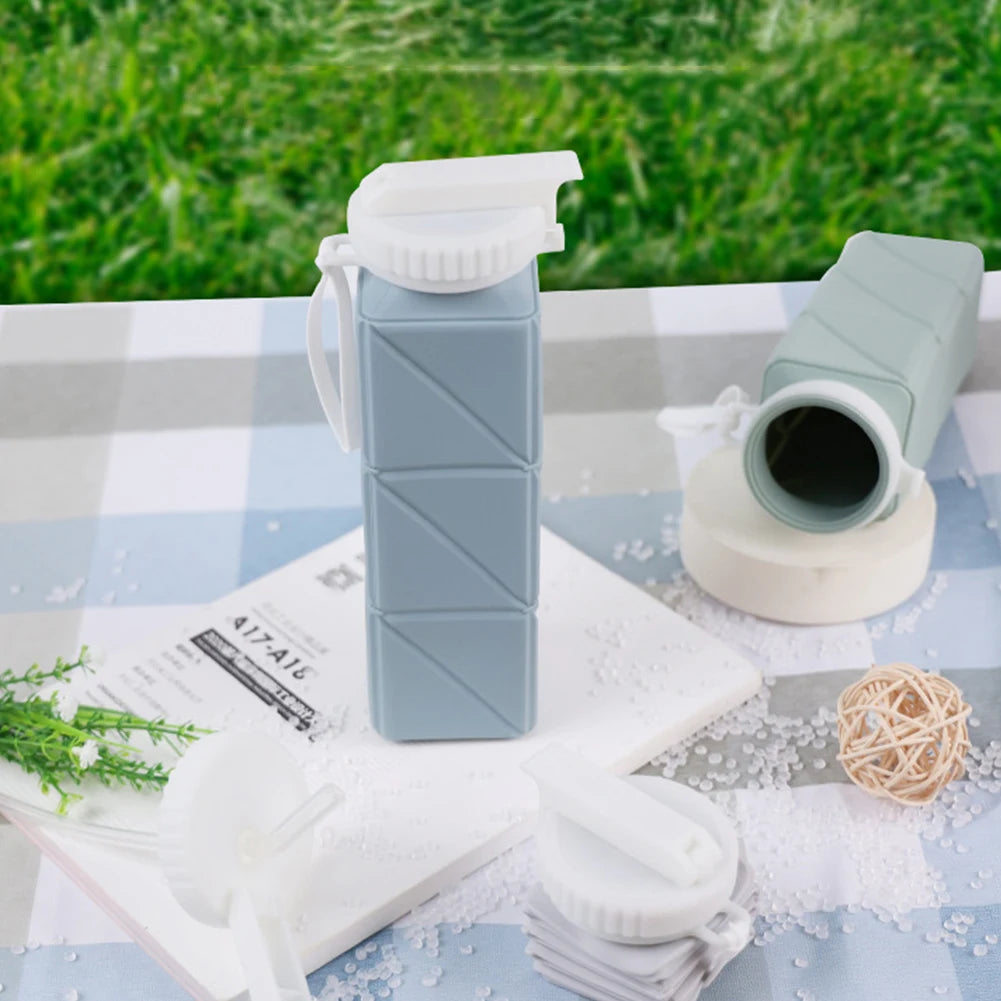 620ml Collapsible Water Bottle Foldable Water Bottle Leak-Proof Sports Water Jug BPA Free with Straw for Camping Hiking Running