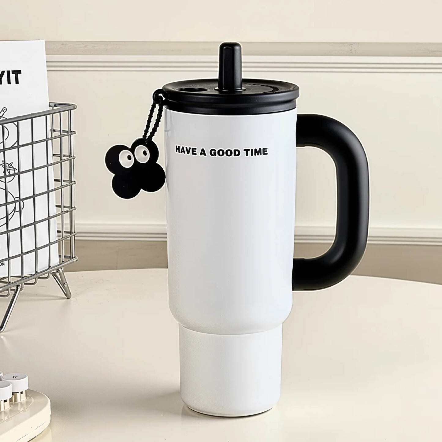 24oz Insulated Tumbler With Handle And Lid Straws, Stainless Steel Travel Coffee Cup Holder Friendly, Metal Water Bottle Keeps D