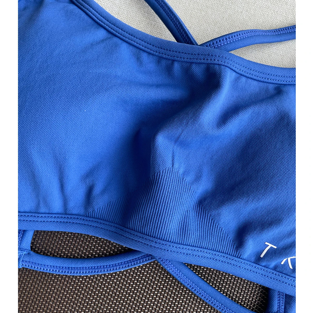 Newly listed price 2Pieces Sports Bra Seamless Spandex Woman Fitness Elastic  Sports Underwear